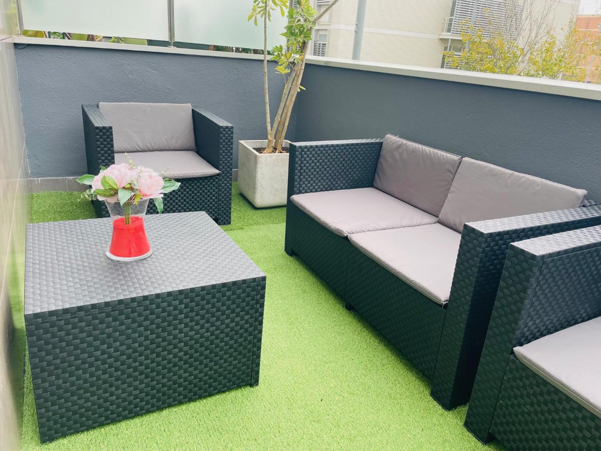 Luxe Forum Terrace Apartment